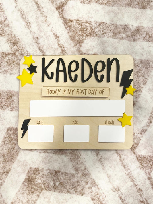 📚 Simple Personalized First & Last Day of School Board